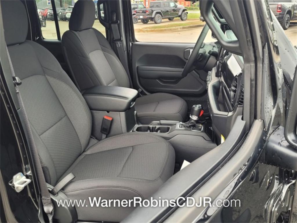 2023 Jeep Wrangler Sport photo