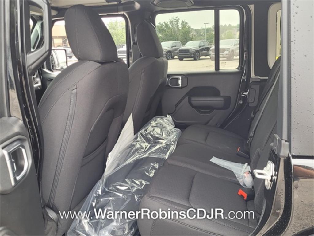 2023 Jeep Wrangler Sport photo