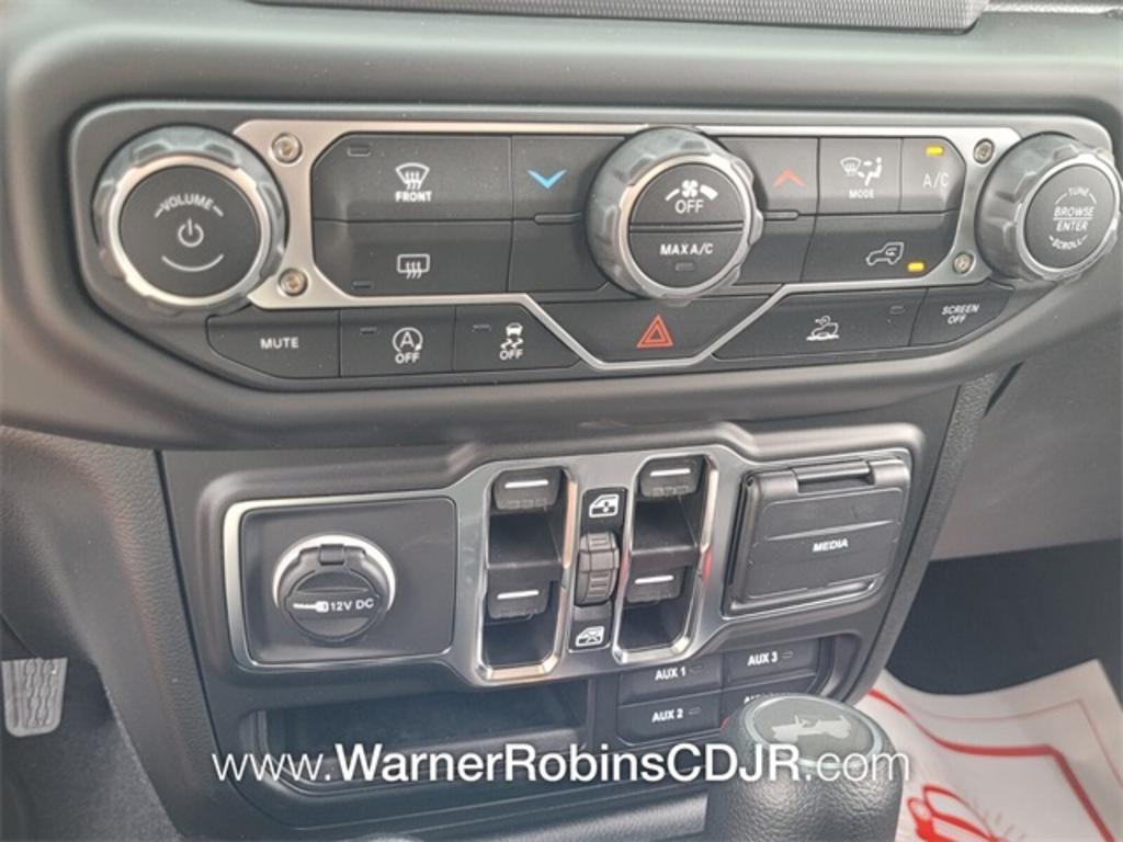 2023 Jeep Wrangler Sport photo
