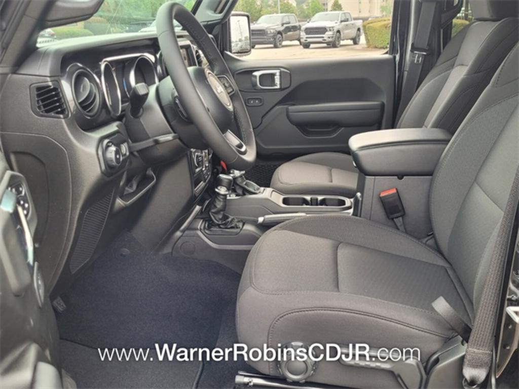 2023 Jeep Wrangler Sport photo