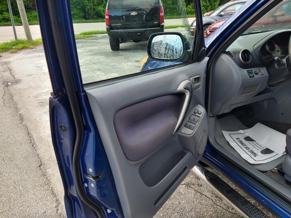 2003 Toyota RAV4