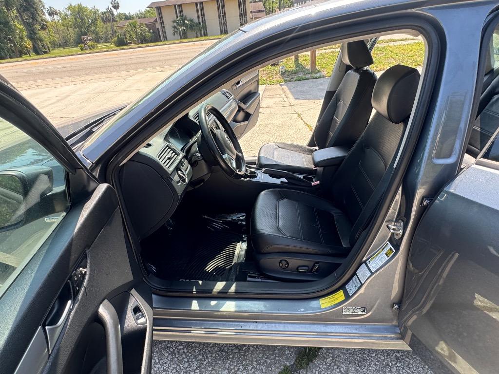 2015 Volkswagen Passat