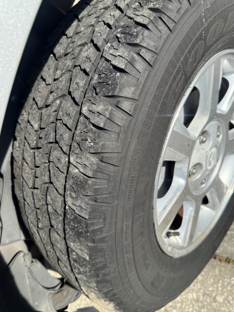 2009 MAZDA Tribute