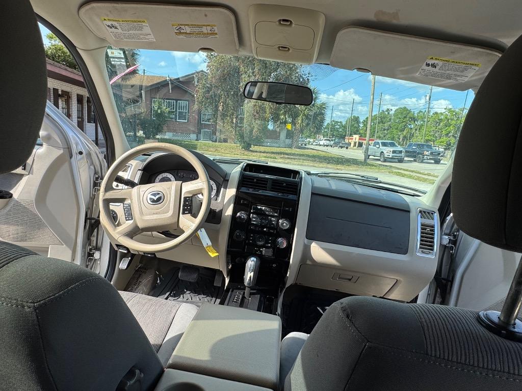 2009 MAZDA Tribute