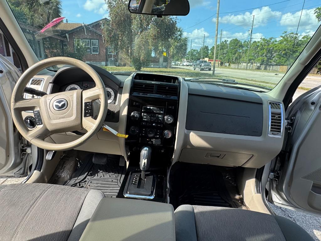 2009 MAZDA Tribute