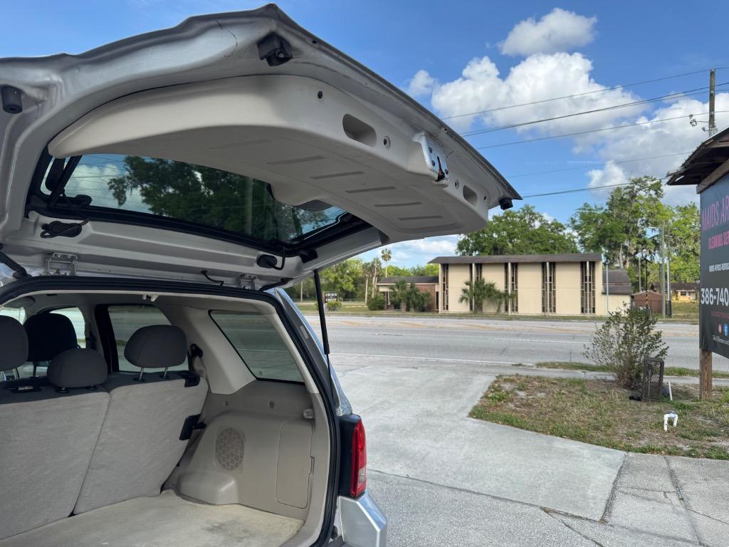 2009 MAZDA Tribute