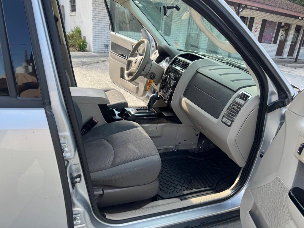2009 MAZDA Tribute