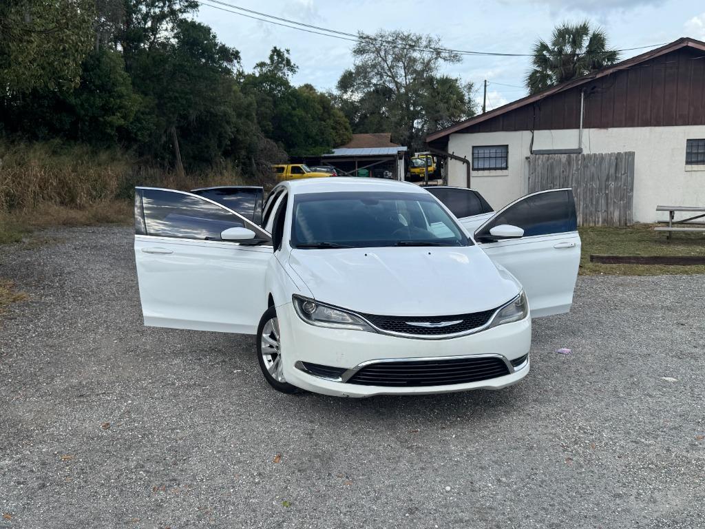 2015 Chrysler 200