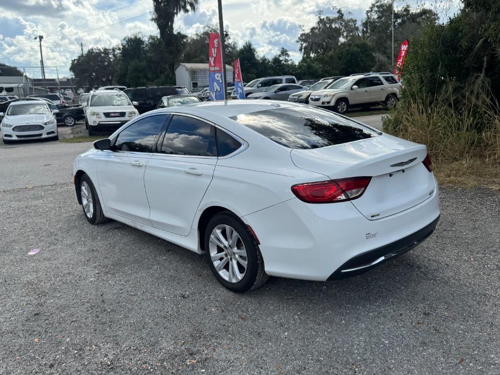 2015 Chrysler 200