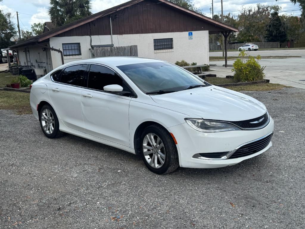2015 Chrysler 200