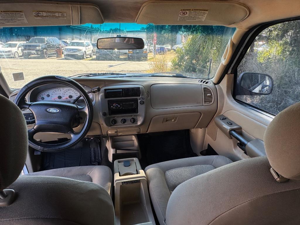 2004 Ford Explorer