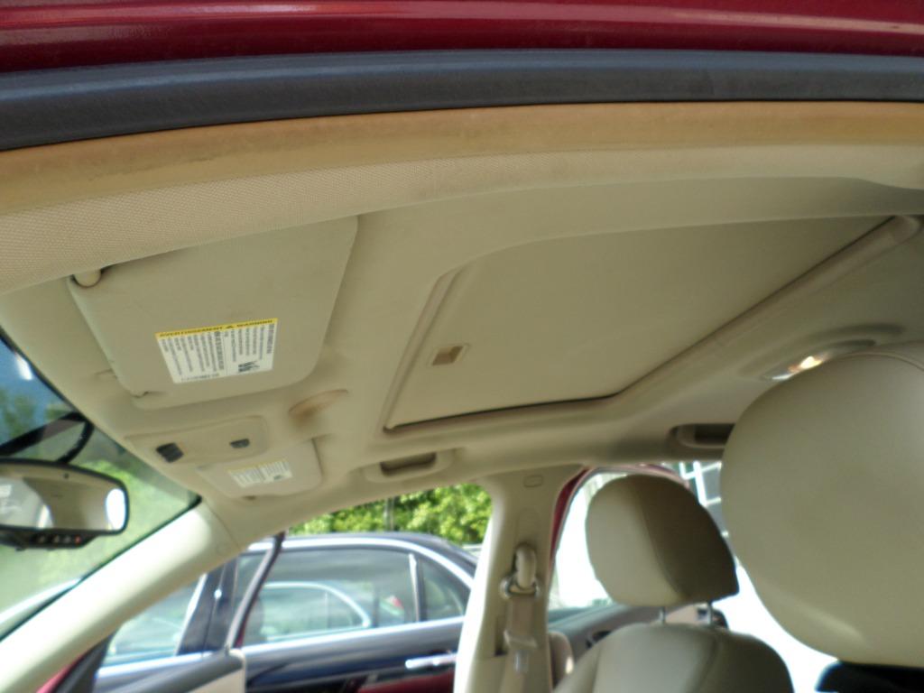2011 Chevrolet Impala LTZ photo