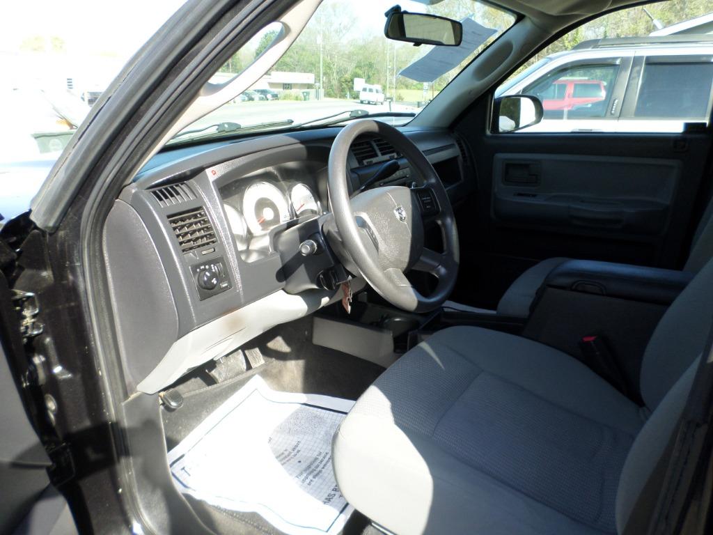 2010 Dodge Dakota - $7,500