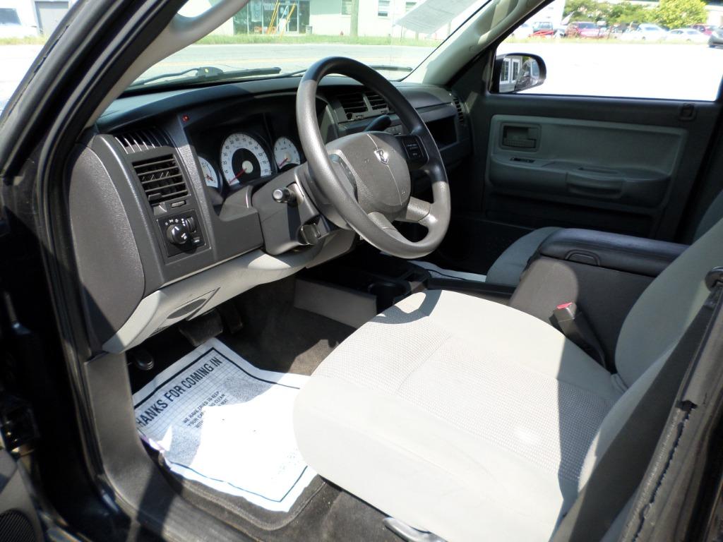 2010 Dodge Dakota - $7,500
