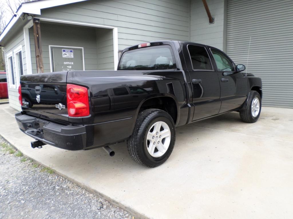 2010 Dodge Dakota - $7,500