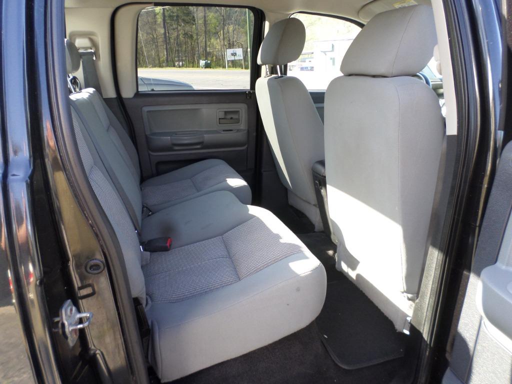 2010 Dodge Dakota - $7,500