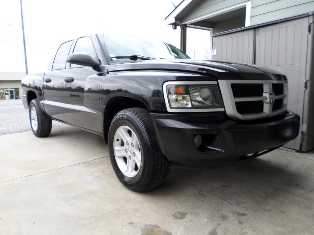 2010 Dodge Dakota - $7,500