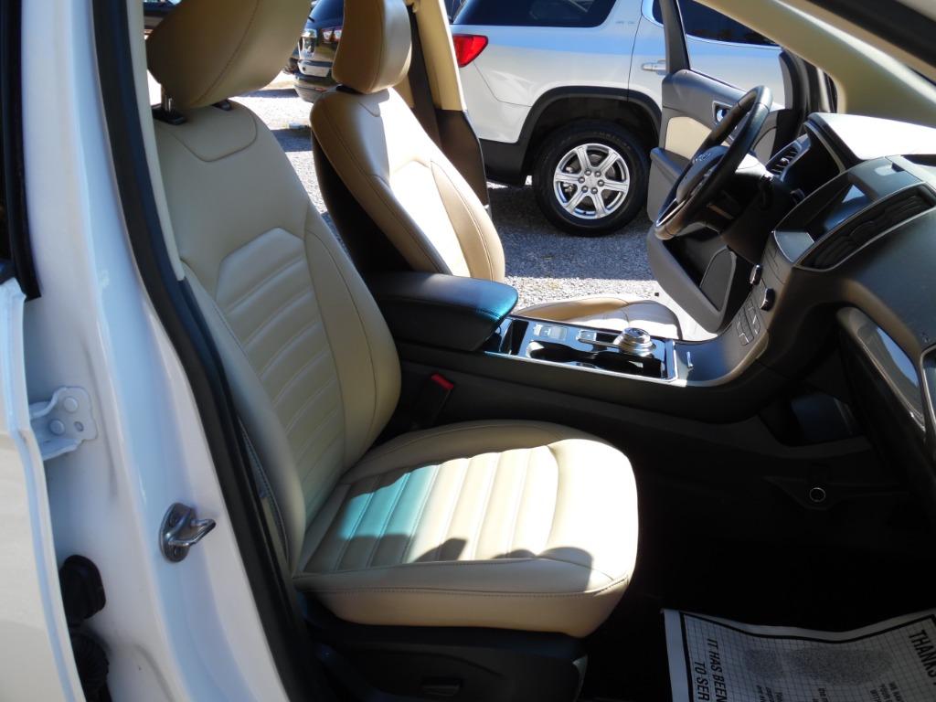 2020 Ford Edge - $11,500