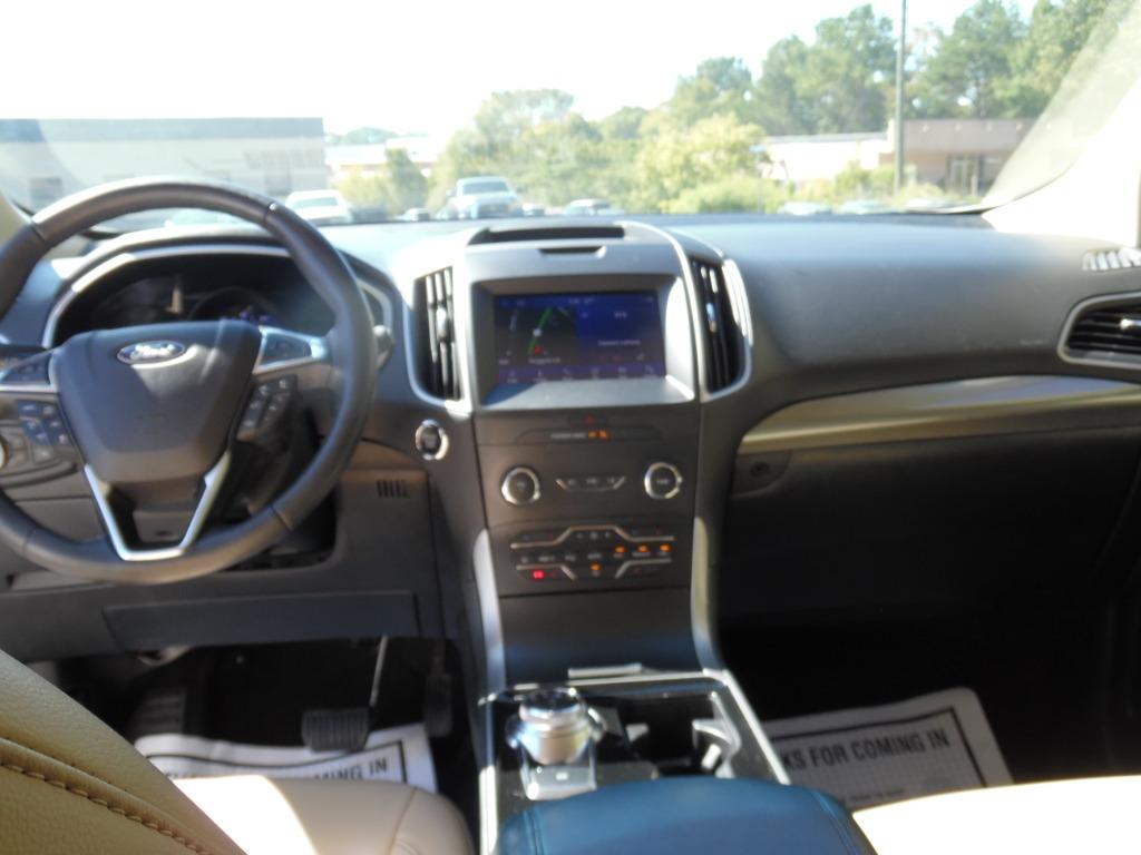 2020 Ford Edge - $11,500