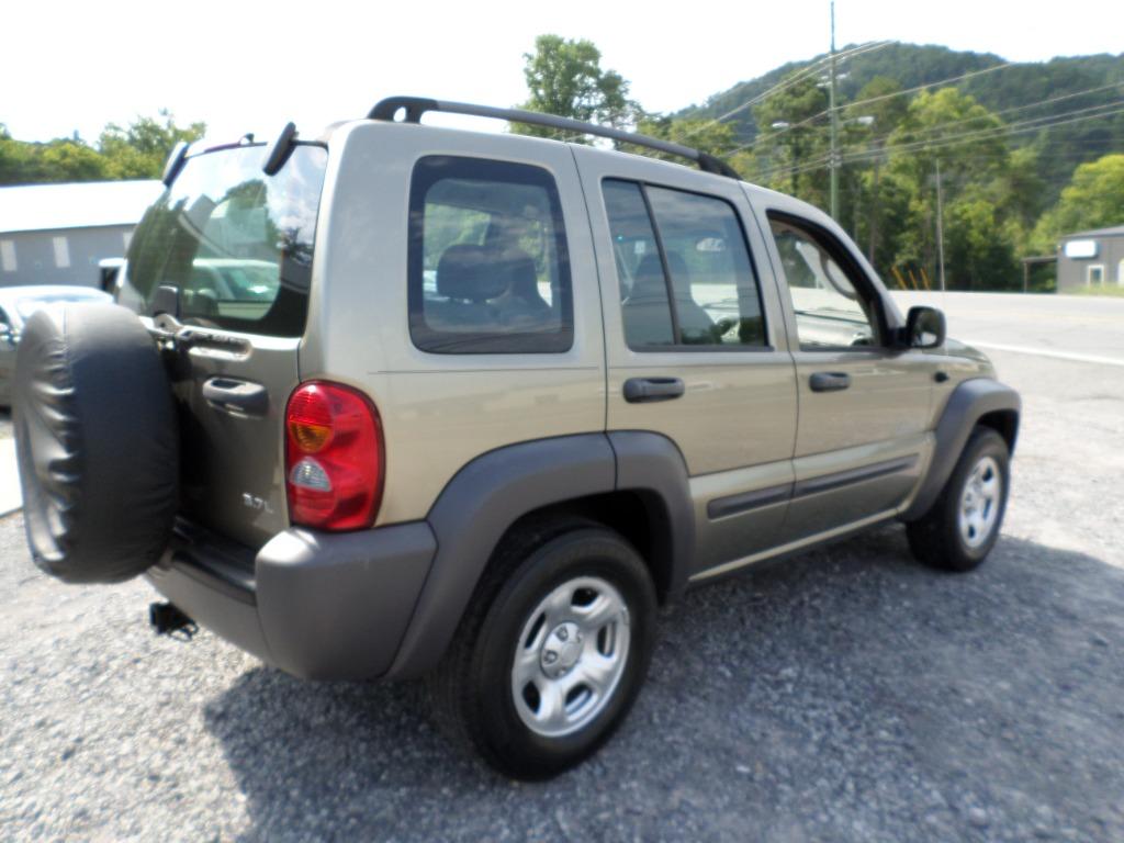 2004 Jeep Liberty - $3,900