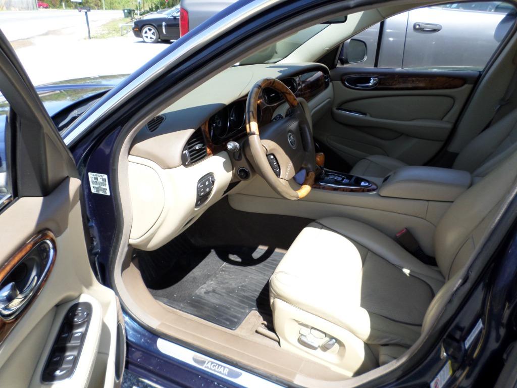 2008 Jaguar XJ-Series XJ8 L photo