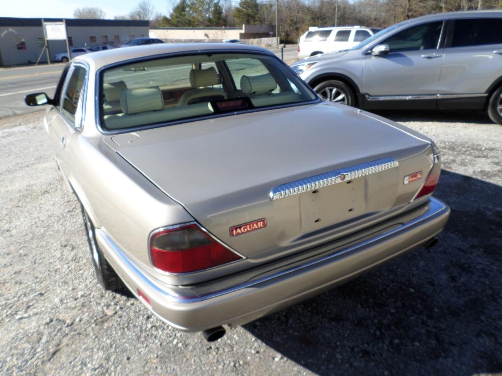 1997 Jaguar XJ-Series Vanden Plas photo