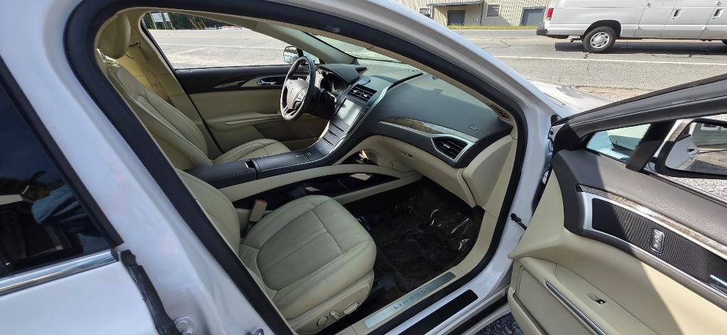 2014 Lincoln MKZ - $7,950
