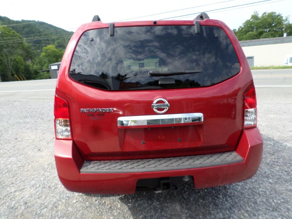 2012 Nissan Pathfinder - $5,500