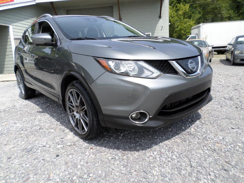 2019 Nissan Rogue - $10,500