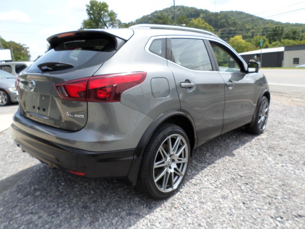 2019 Nissan Rogue - $10,500