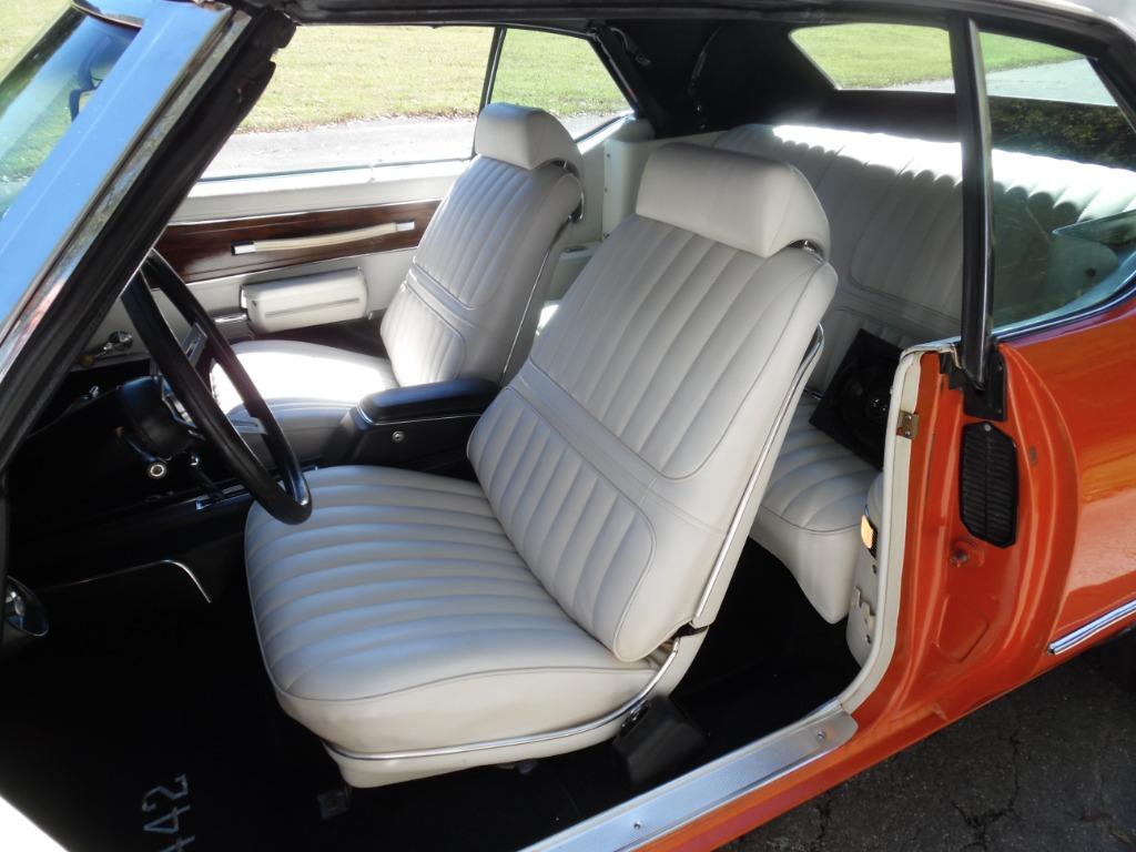 1972 Oldsmobile 442 FACTORY RAM AIR COVERTIBLE - $59,500