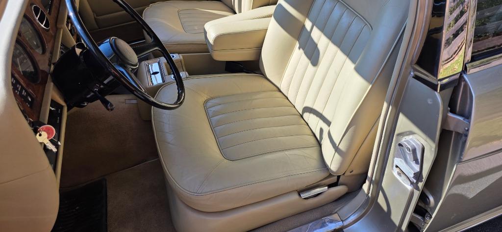 1982 Rolls-Royce Silver Spirit - $14,500