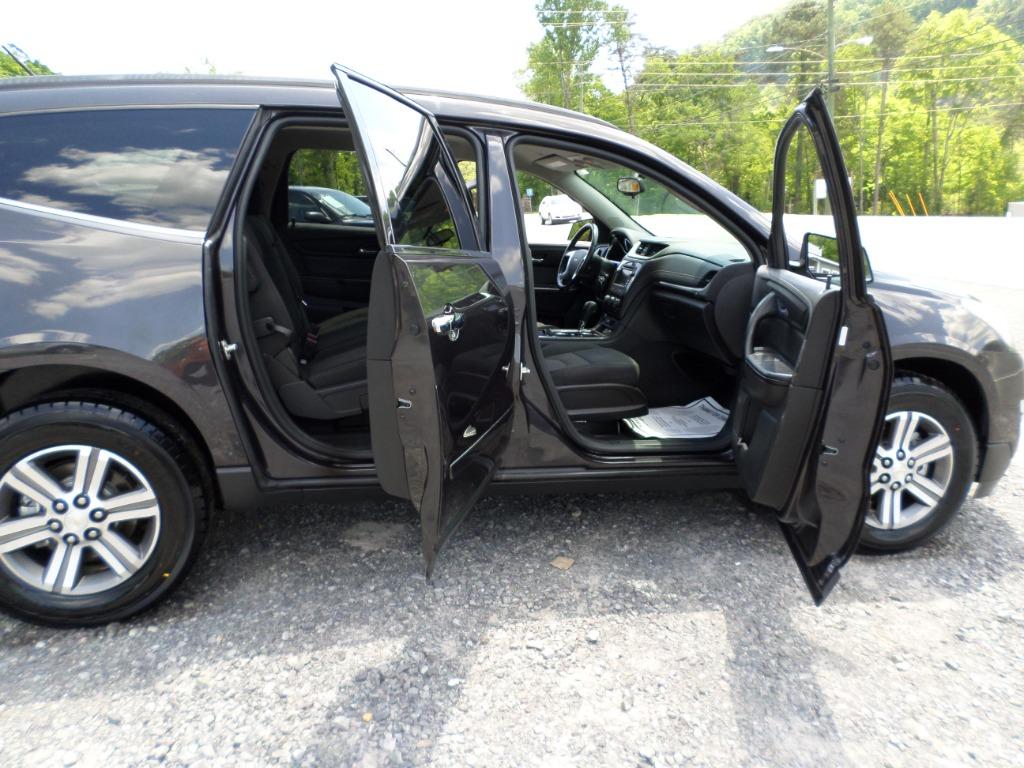 2017 Chevrolet Traverse - $8,500