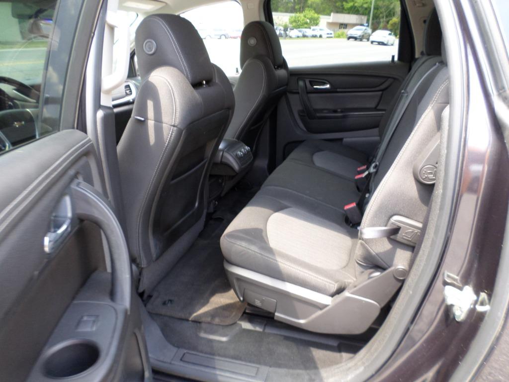 2017 Chevrolet Traverse - $8,500