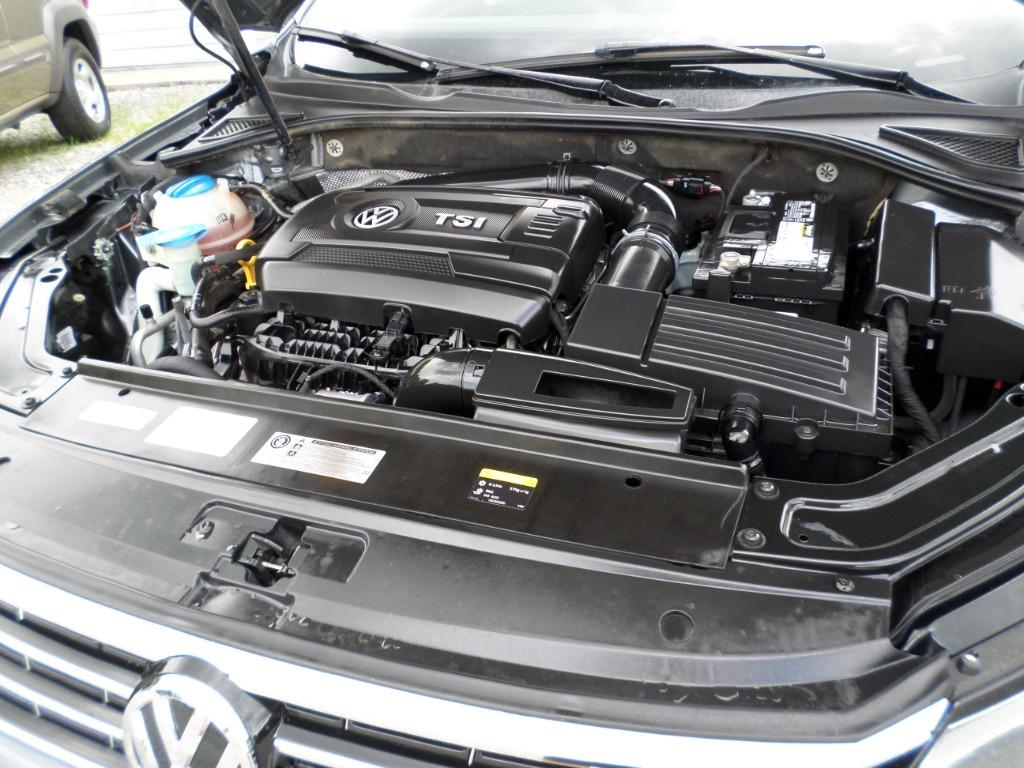2017 Volkswagen Passat - $7,500