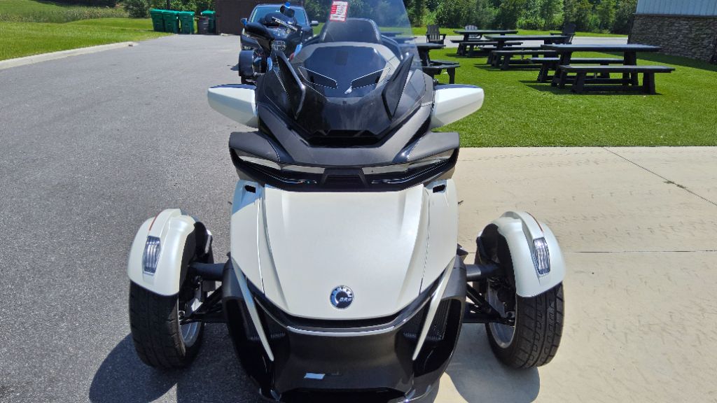 2026 Can-am Spyder - $27,999