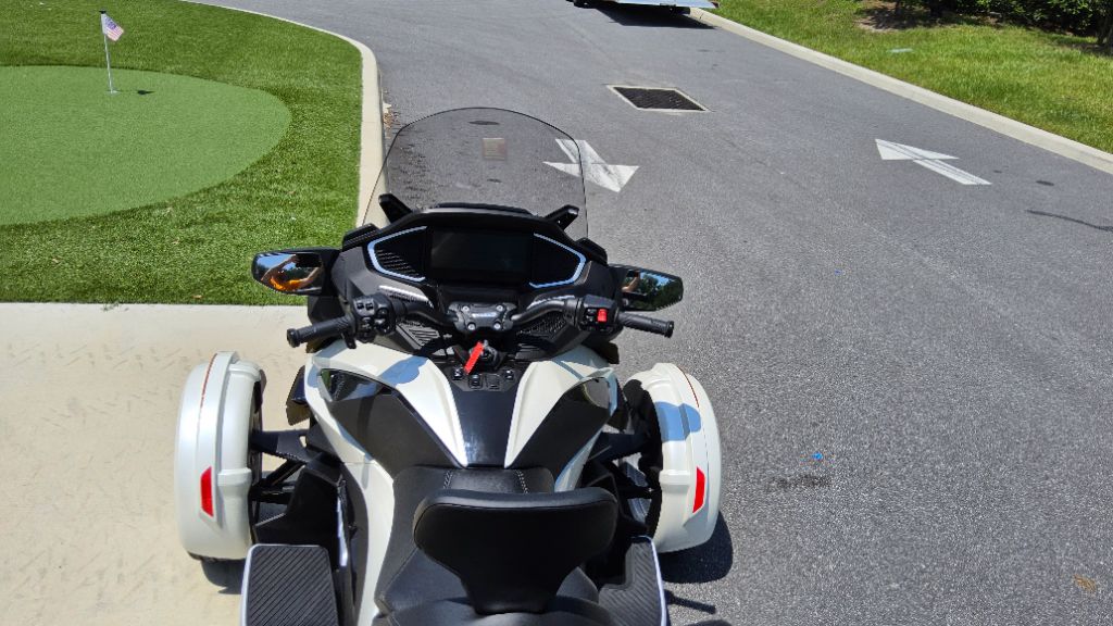2026 Can-am Spyder - $27,999