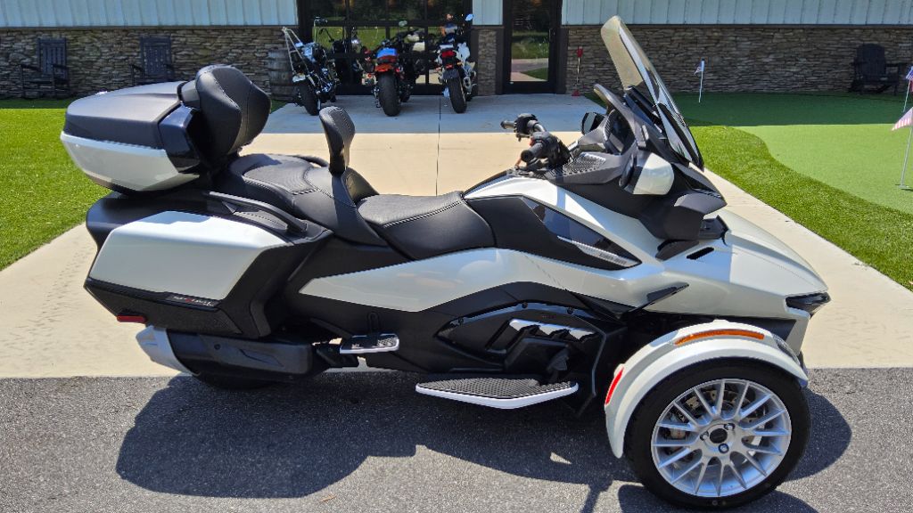 2026 Can-am Spyder - $27,999