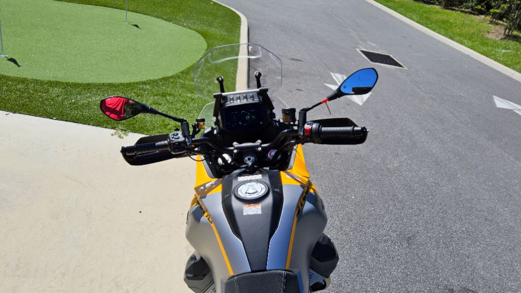 2025 Moto Guzzi Stelvio