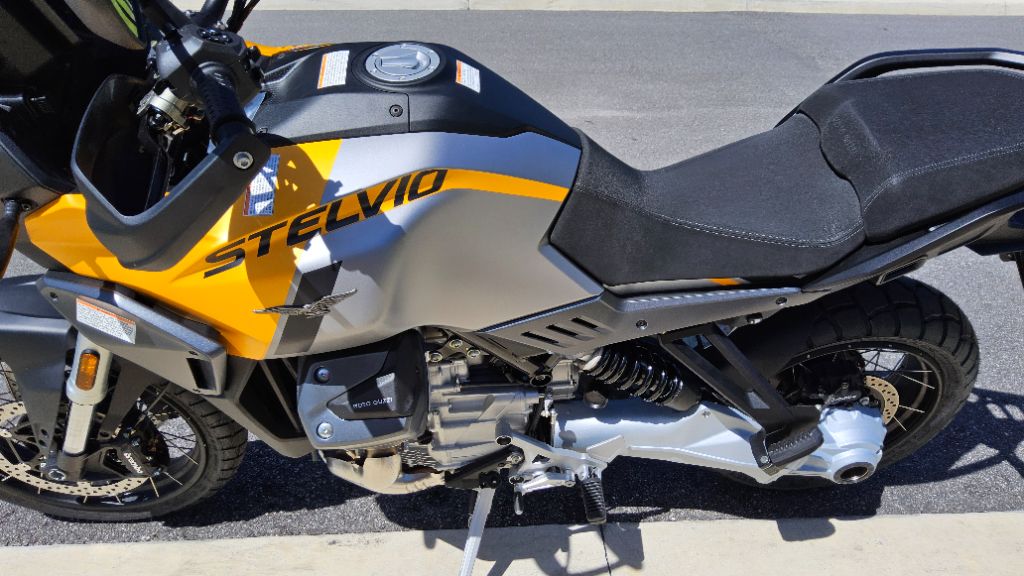 2025 Moto Guzzi Stelvio