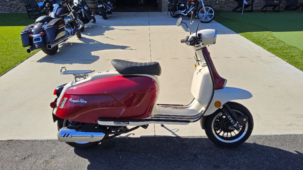2021 Royal Alloy Grand Tourer - $2,995