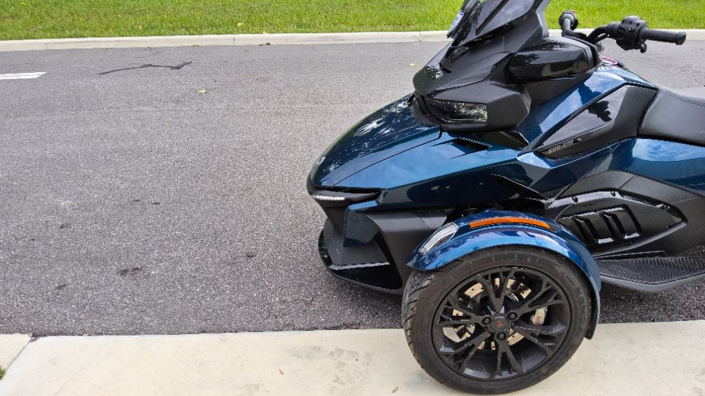 2021 Can-am Spyder - $20,500
