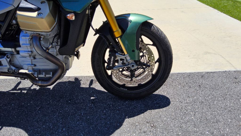 2024 Moto Guzzi V100 - $10,995