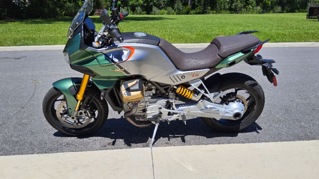2024 Moto Guzzi V100 - $10,995