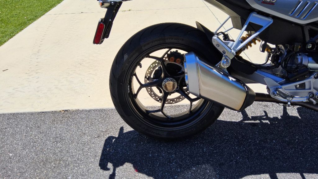 2024 Moto Guzzi V100 - $10,995