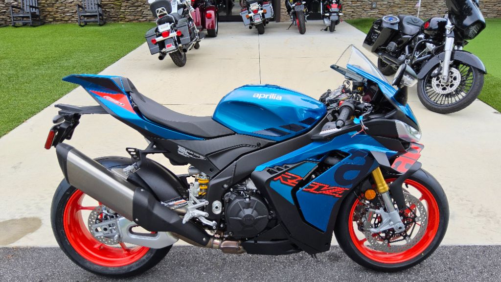 2027 Aprilia Rsv4 - $19,699