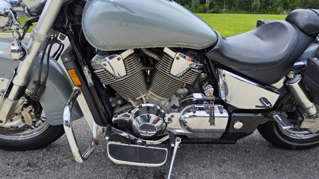 2002 Honda VTX 1300 - $3,995