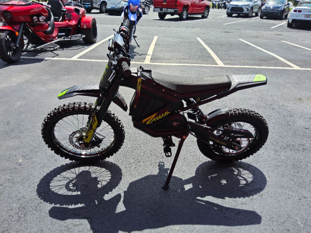 2025 Rawrr Mantis Mini R17 - $2,599