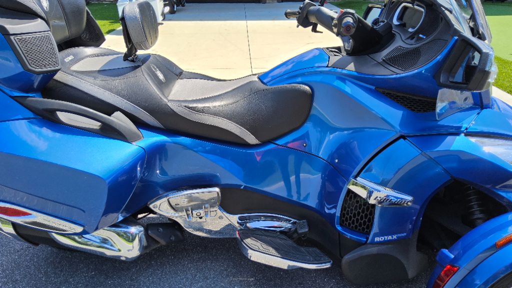 2018 Can-am Spyder - $16,999