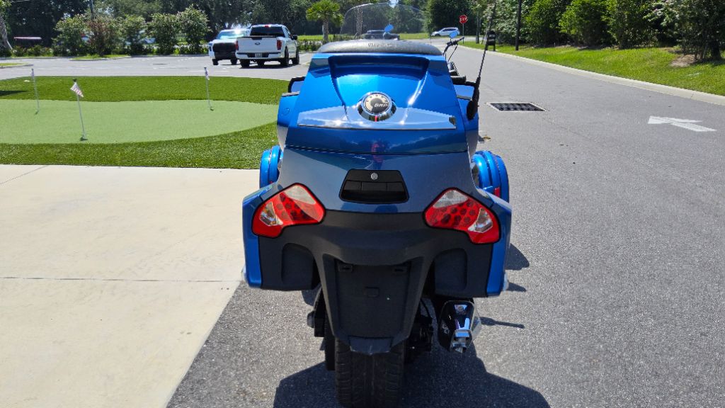 2018 Can-am Spyder - $16,999